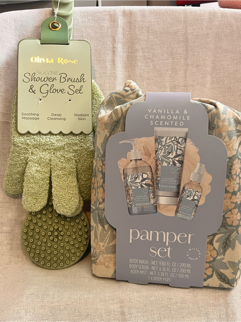 Olivia Rose Silicone Shower Brush & Pamper Bundle
